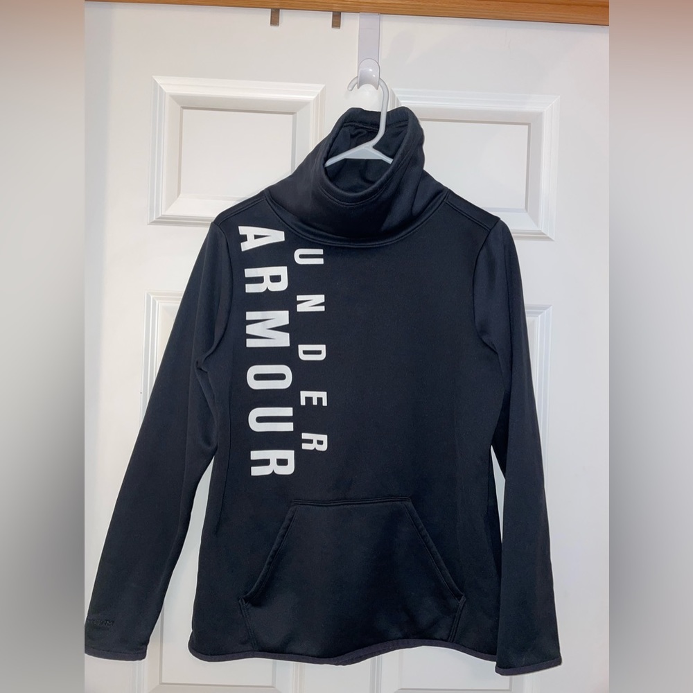 Under Amour Pullover cowl Sweatshirt